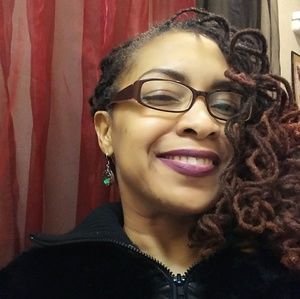 Meet your Posher, Diane